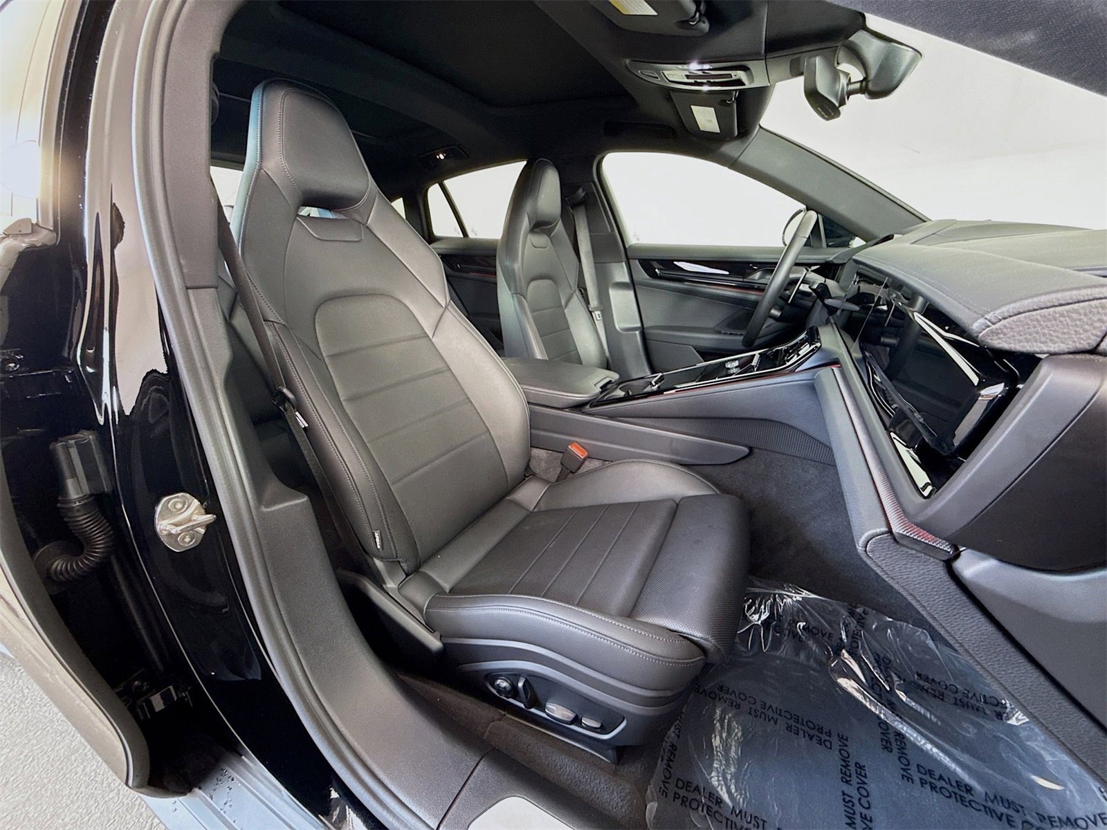 Certified 2025 Porsche Panamera image 21