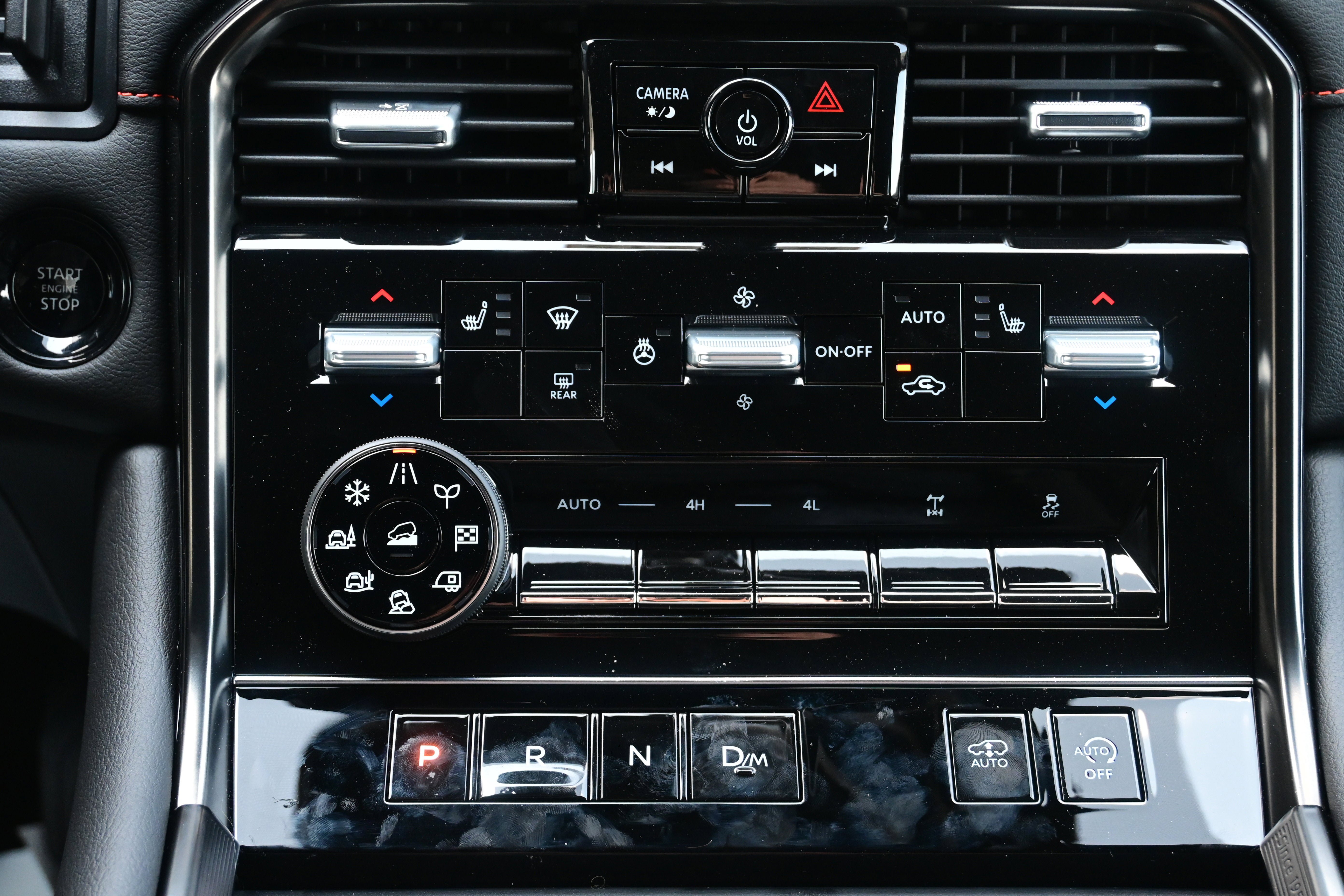 New 2025 Nissan Armada PRO-4X AWD/4WD image 24