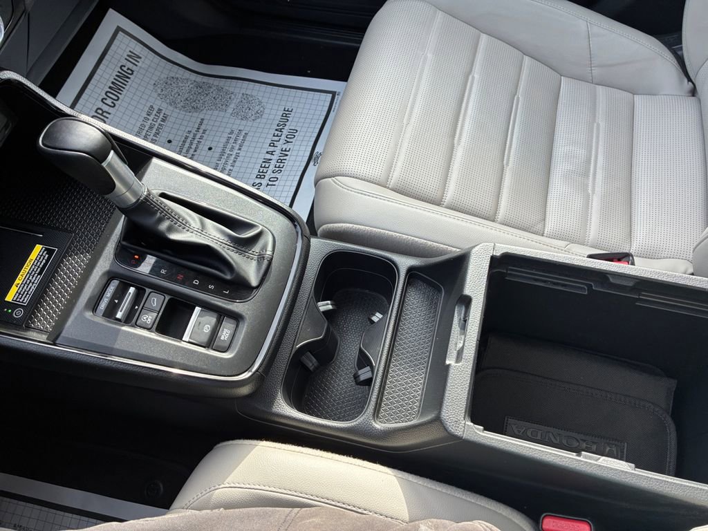 Used 2024 Honda CR-V EX-L image 30