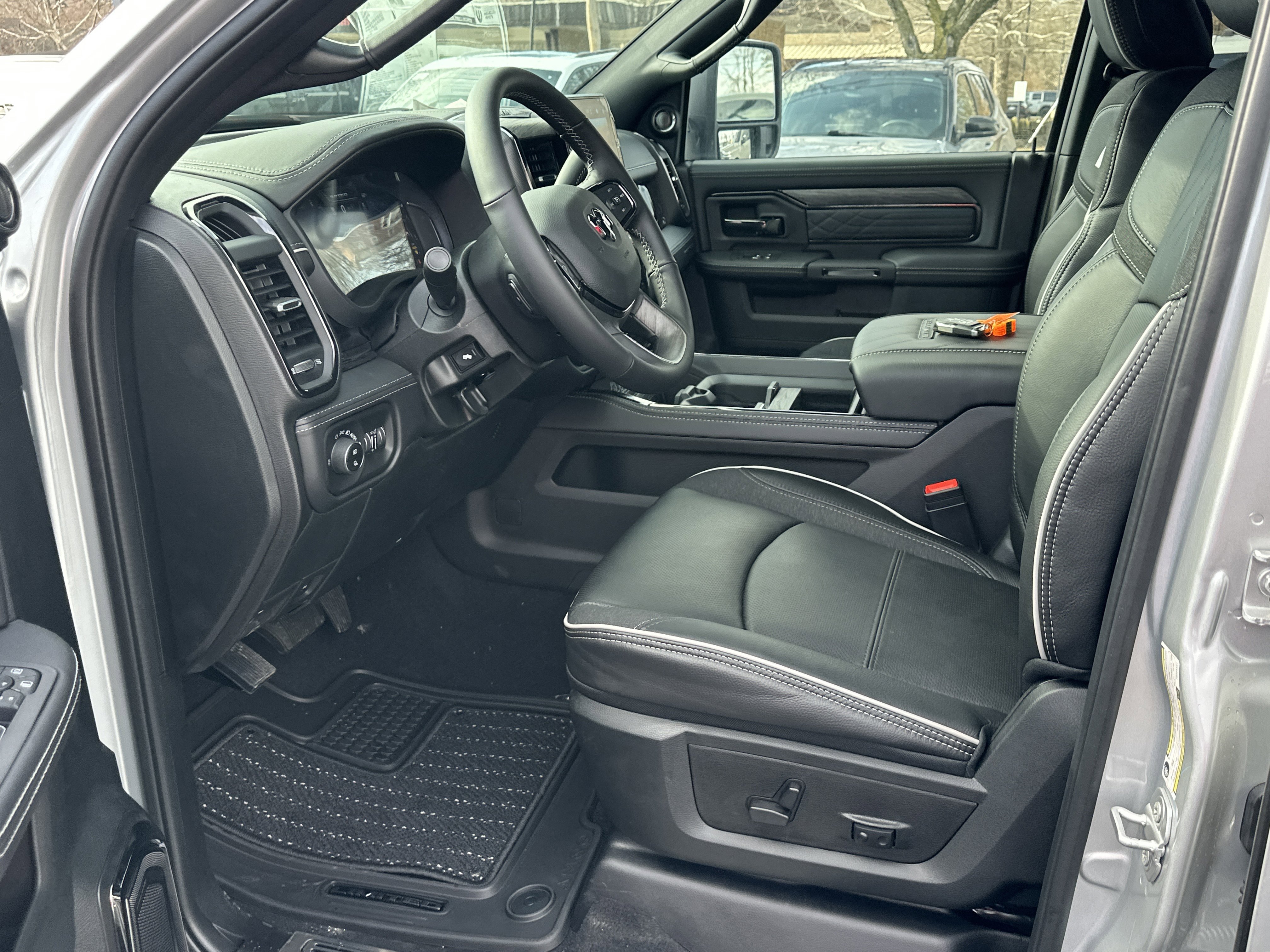 New 2026 RAM 3500 Limited image 29