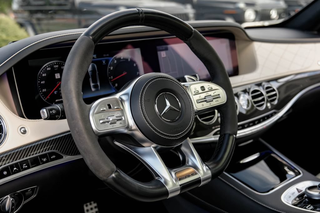 Used 2018 Mercedes-Benz S 63 AMG S 4MATIC Sedan image 15