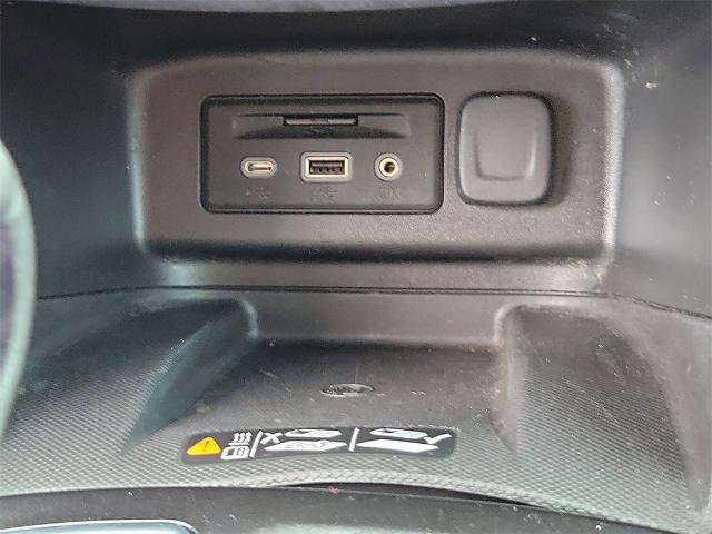 Used 2022 Chevrolet Equinox Premier image 31