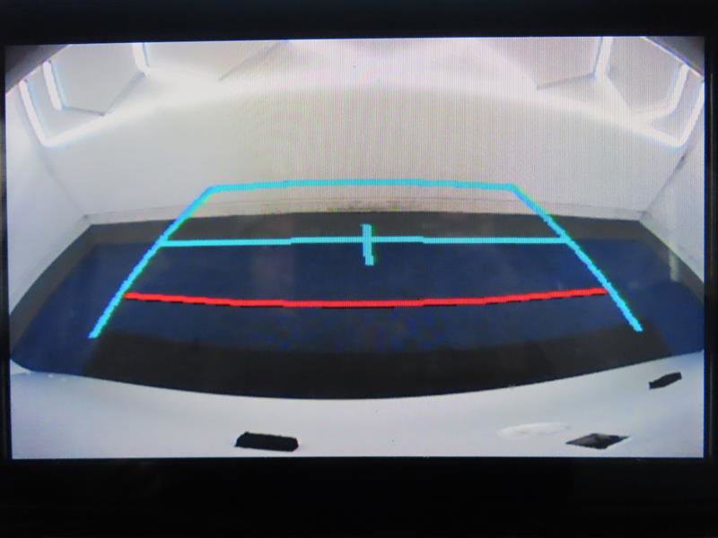 Used 2024 Toyota Sienna LE image 25