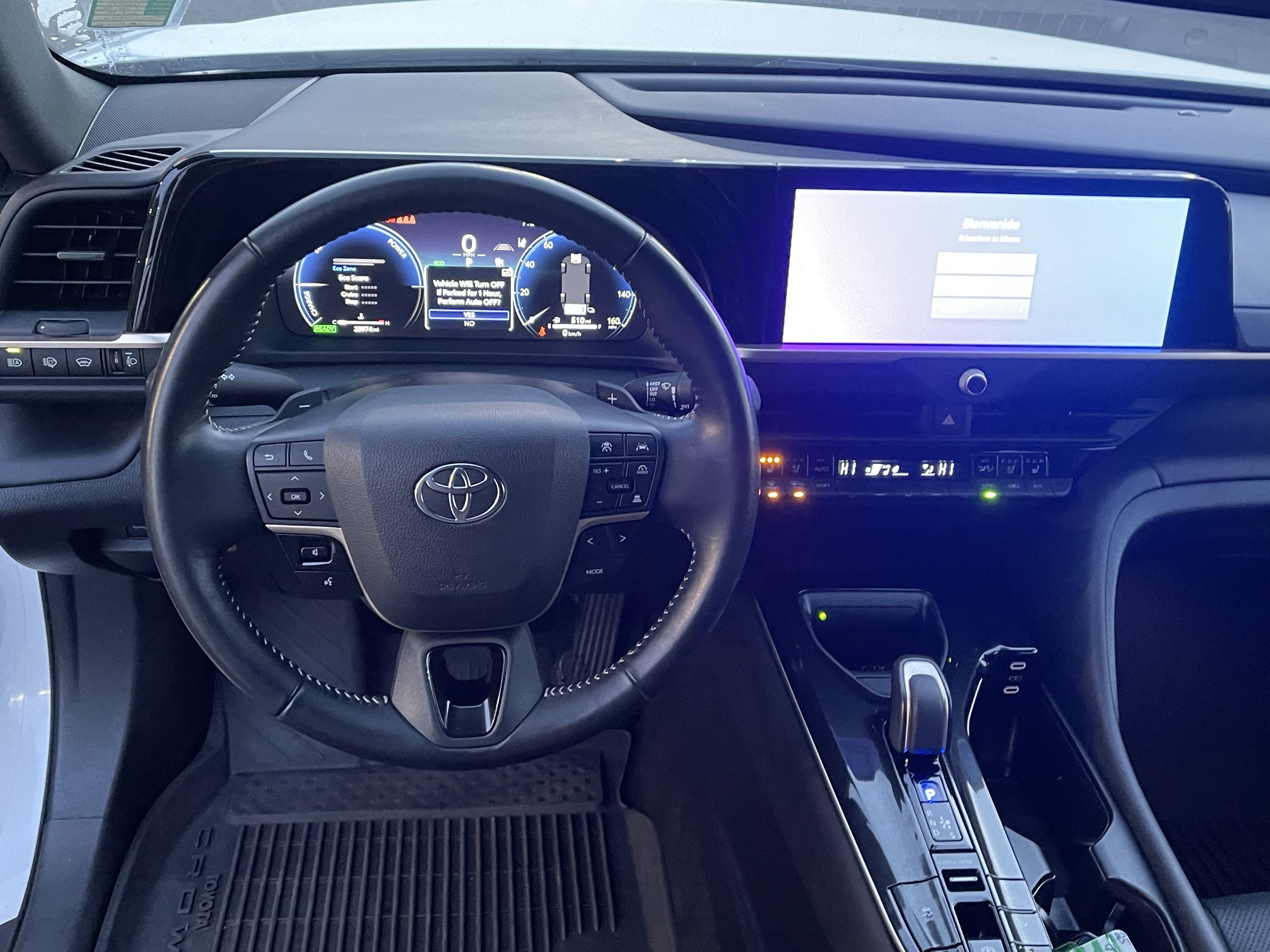 Certified 2025 Toyota Crown Signia w/ Tow-Hitch Package (TMS) AWD/4WD image 13