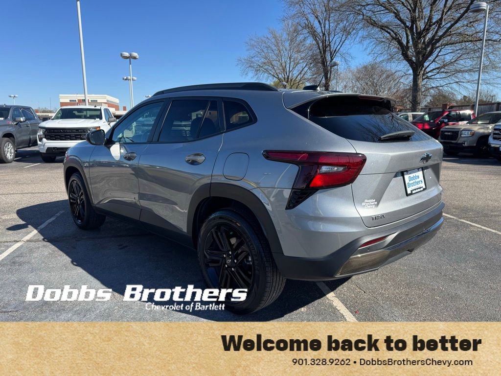 Used 2025 Chevrolet Trax ACTIV w/ Sunroof Package image 5