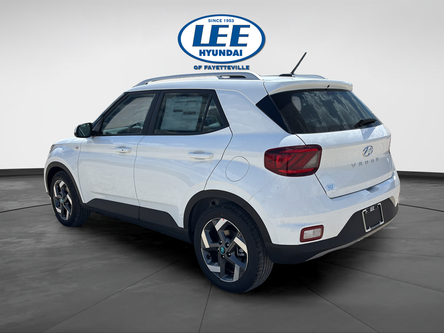 New 2026 Hyundai Venue SEL FWD image 5