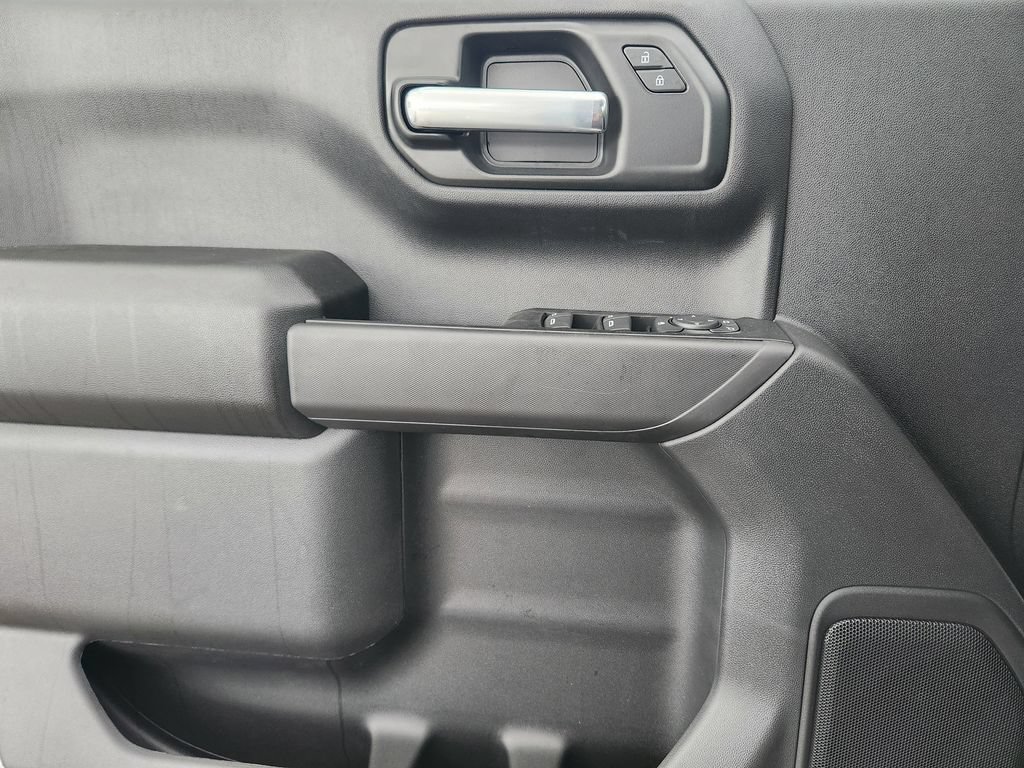 New 2026 Chevrolet Silverado 1500 Custom RWD image 17