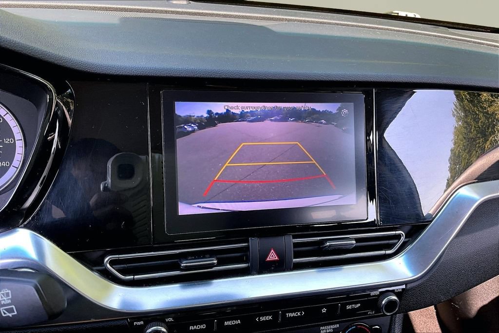 Used 2022 Kia Niro LXS FWD image 14