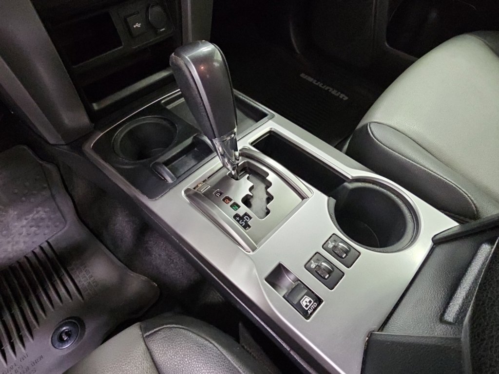 Used 2020 Toyota 4Runner SR5 Premium w/ Moonroof Package RWD image 19