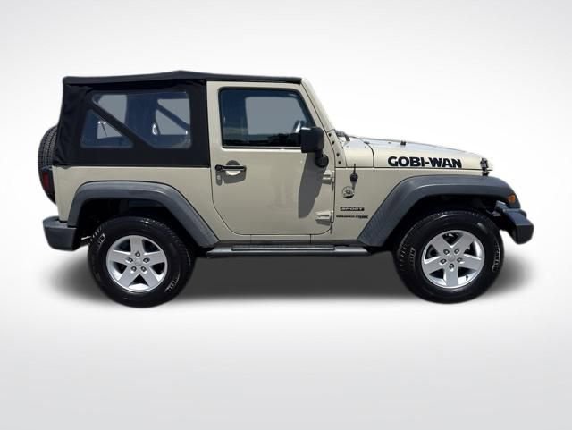 Used 2018 Jeep Wrangler Sport AWD/4WD image 6