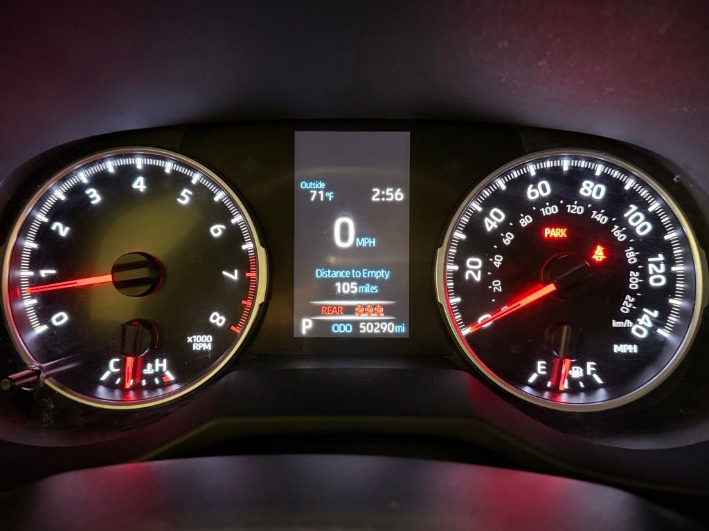 Used 2022 Toyota RAV4 LE FWD image 15