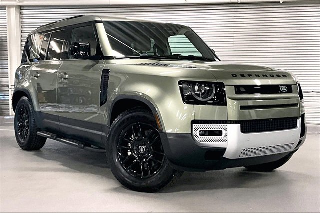 Used 2025 Land Rover Defender 110 S image 12