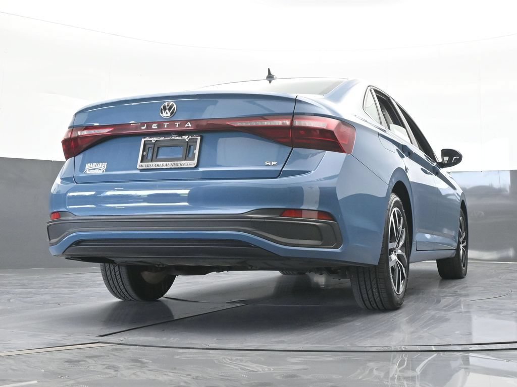 Used 2025 Volkswagen Jetta SE FWD image 56