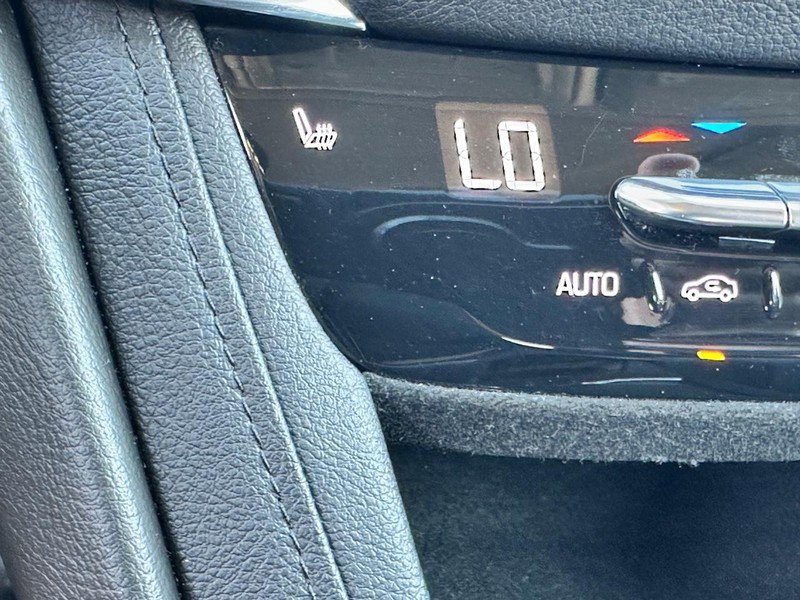 Used 2019 Cadillac XT5 Luxury w/ LPO, Radiant Package image 26