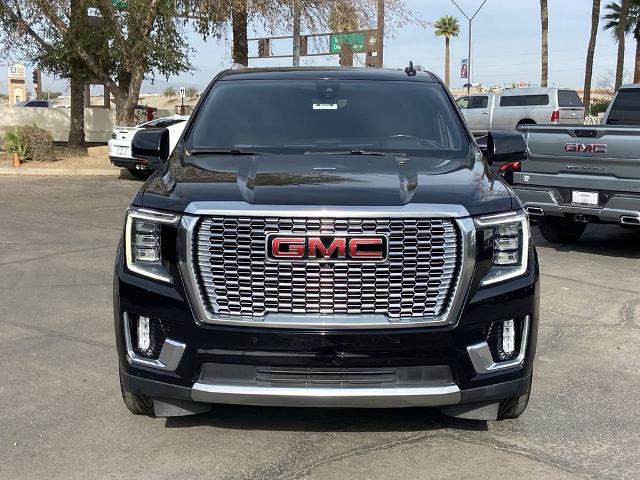 Used 2021 GMC Yukon XL Denali w/ Denali Ultimate Package image 3