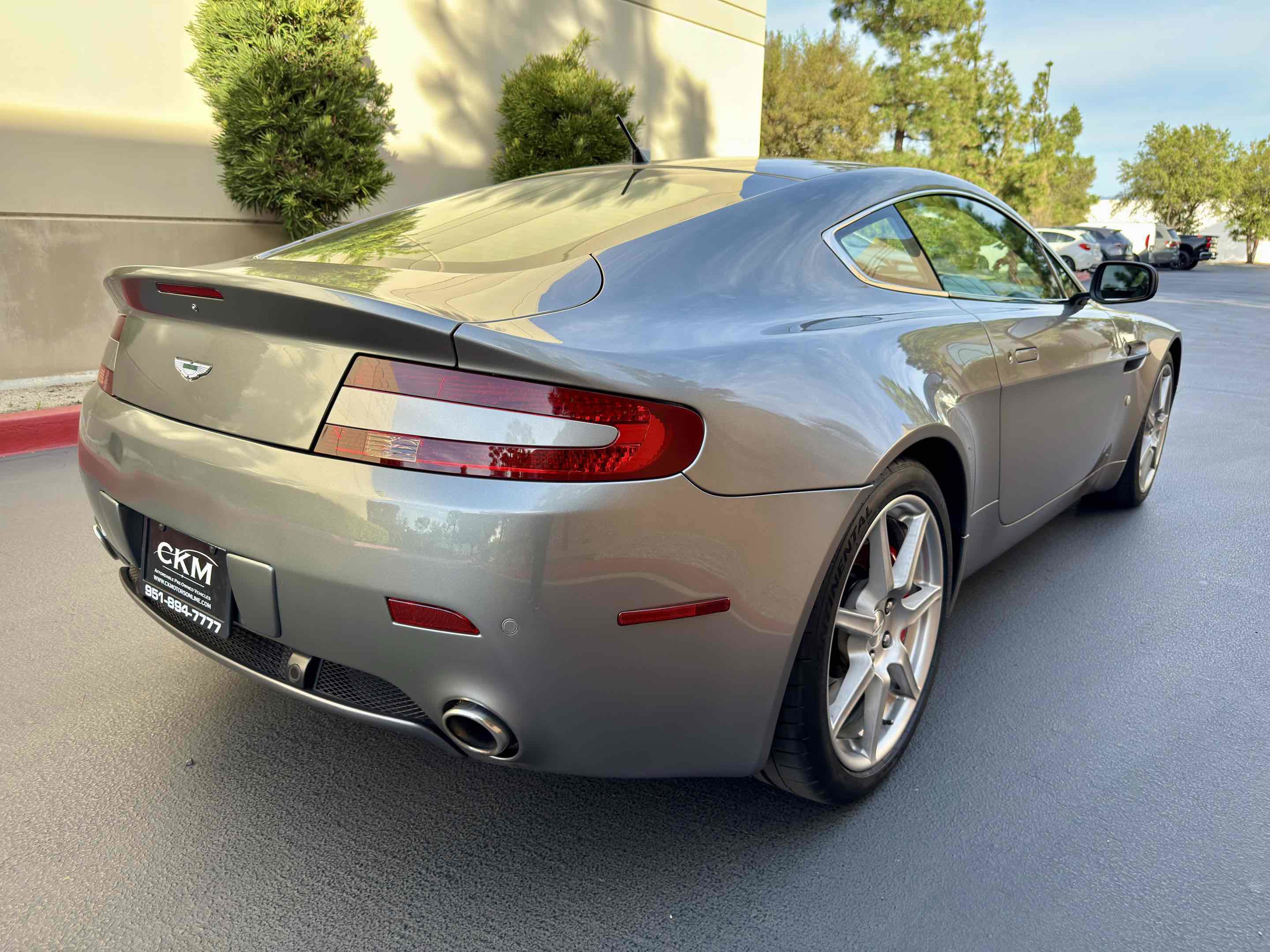 Used 2006 Aston Martin V8 Vantage Coupe RWD image 22
