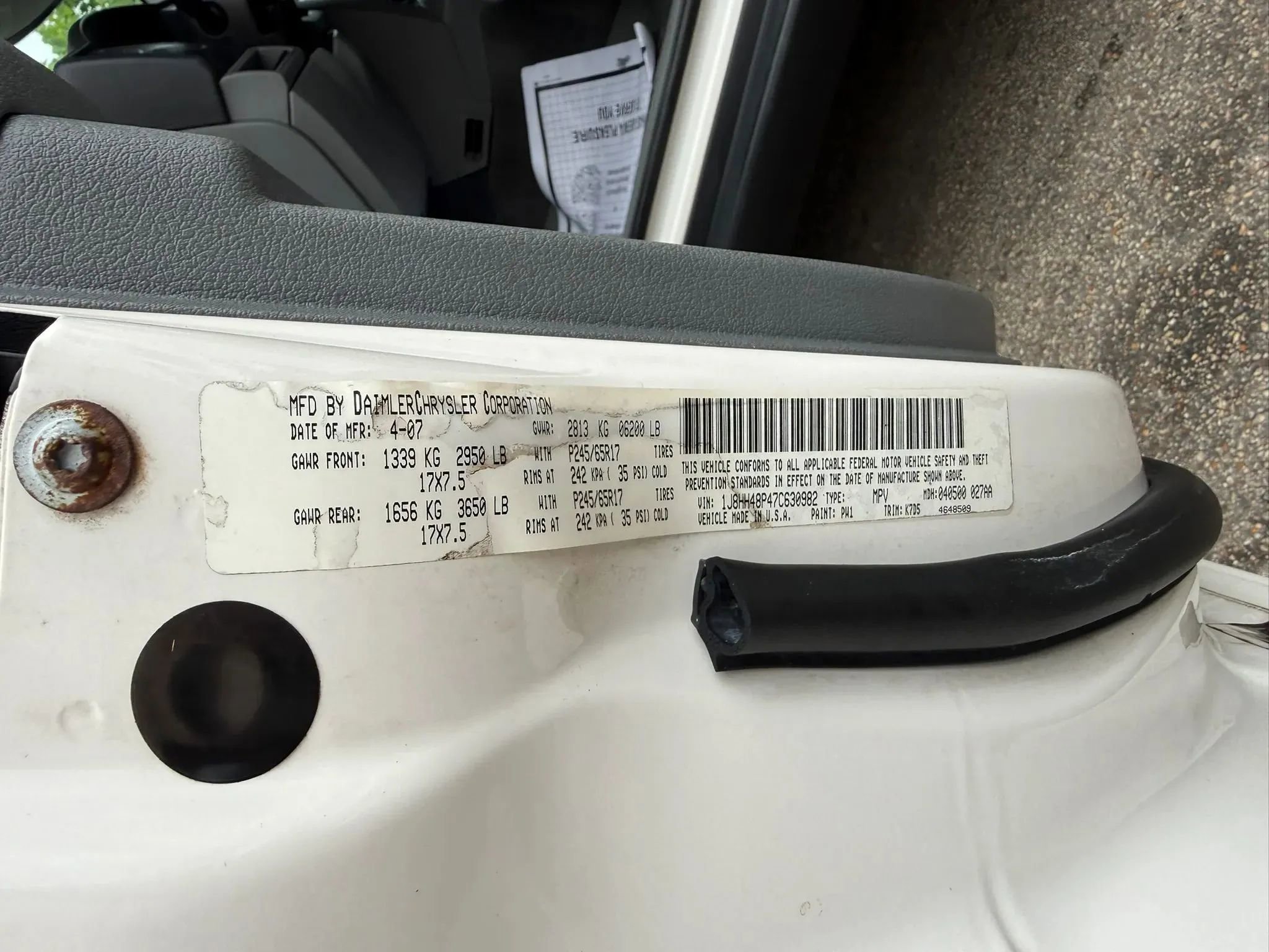 Used 2007 Jeep Commander Sport RWD image 33