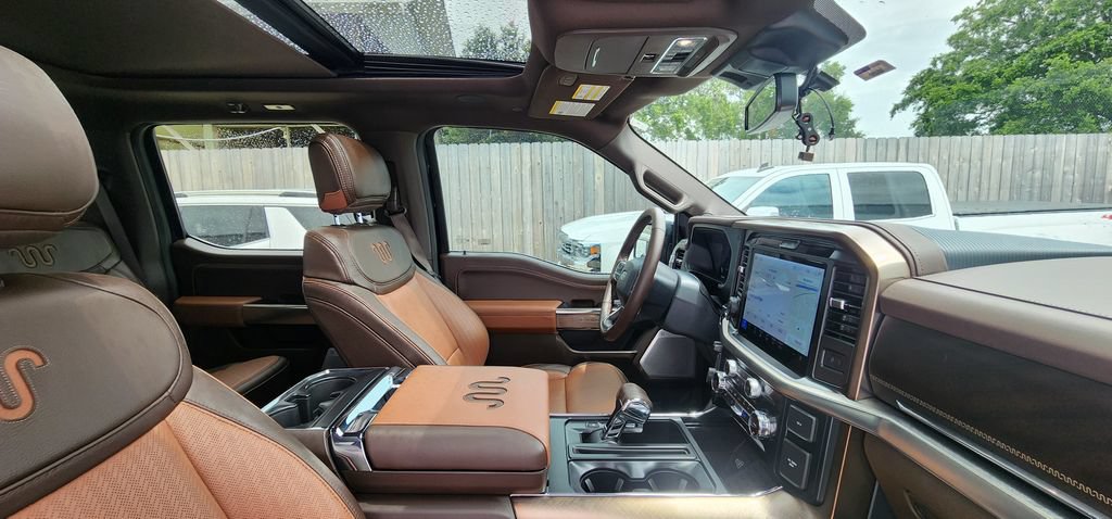 Used 2025 Ford F150 King Ranch w/ FX4 Off-Road Package AWD/4WD image 18