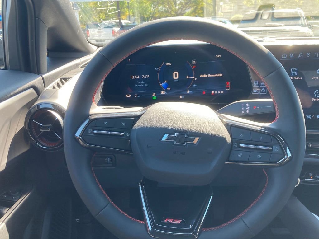 New 2025 Chevrolet Equinox EV RS w/ Convenience Package II FWD image 12