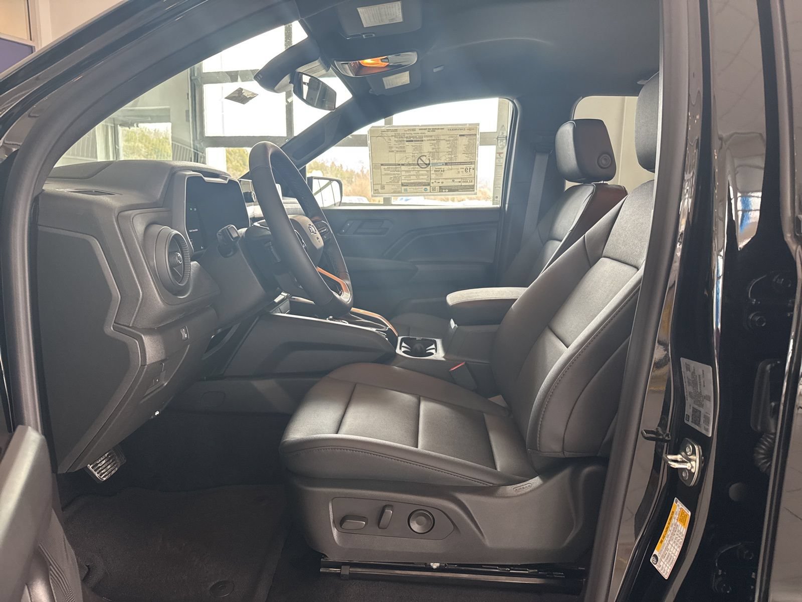 New 2026 Chevrolet Colorado Trail Boss AWD/4WD image 15