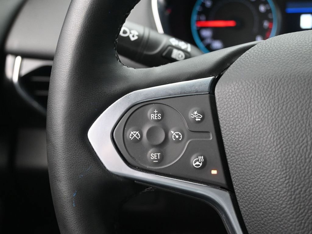 Used 2023 Chevrolet Traverse RS image 15