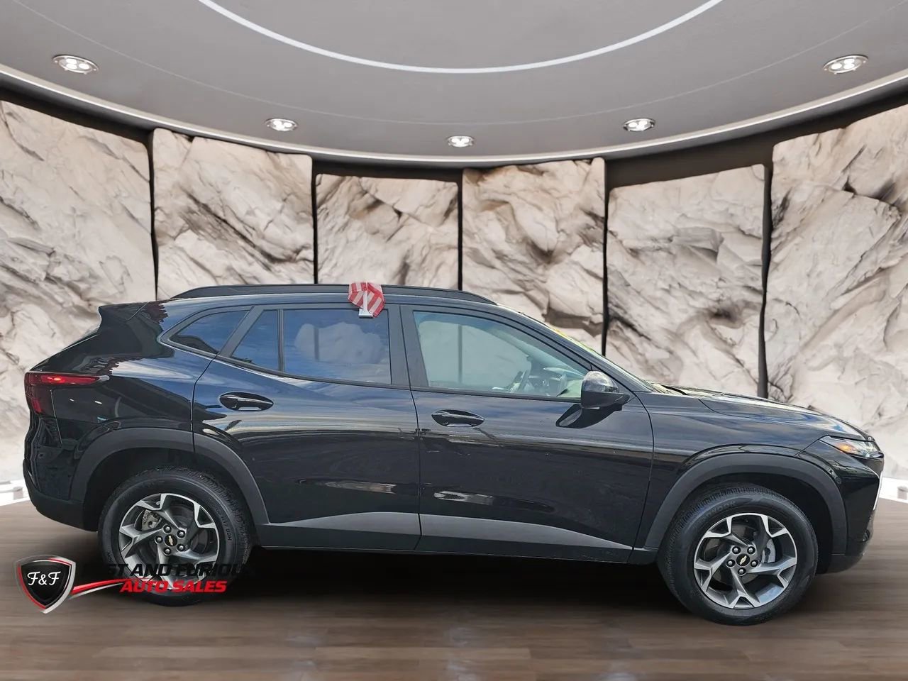 Used 2024 Chevrolet Trax LT FWD image 5