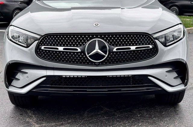 New 2027 Mercedes-Benz GLC 300 4MATIC image 4