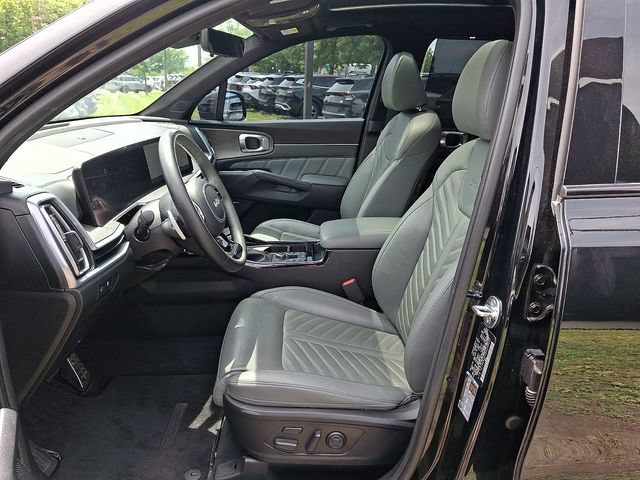 Used 2024 Kia Sorento SX Prestige w/ Sage Leather Package AWD/4WD image 14