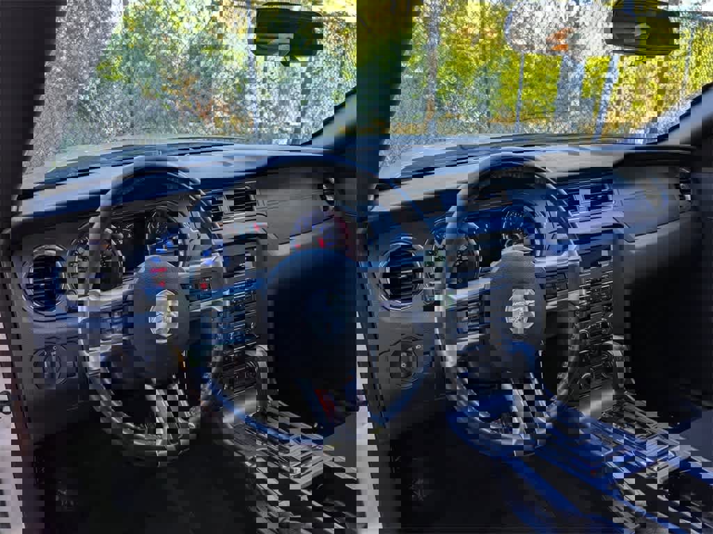 Used 2014 Ford Mustang Coupe image 17