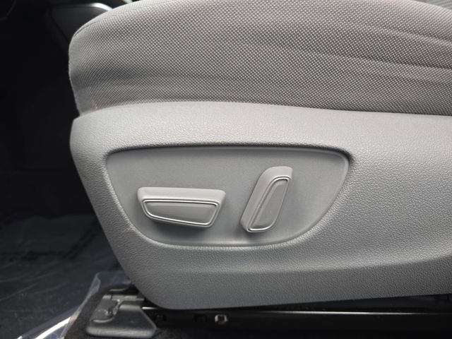 Used 2022 Toyota Highlander L image 22