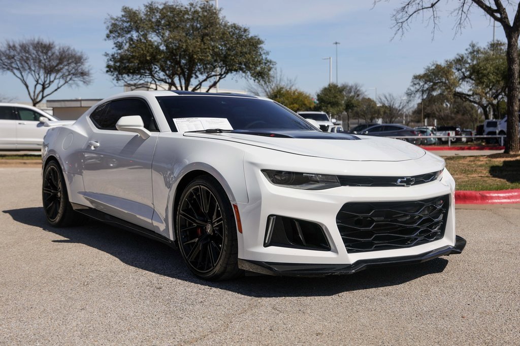 Used 2021 Chevrolet Camaro ZL1 image 6