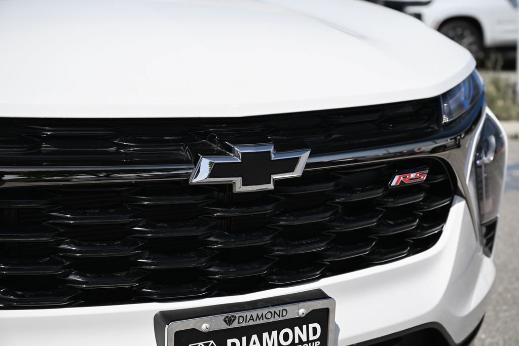 New 2026 Chevrolet Trax RS FWD image 10