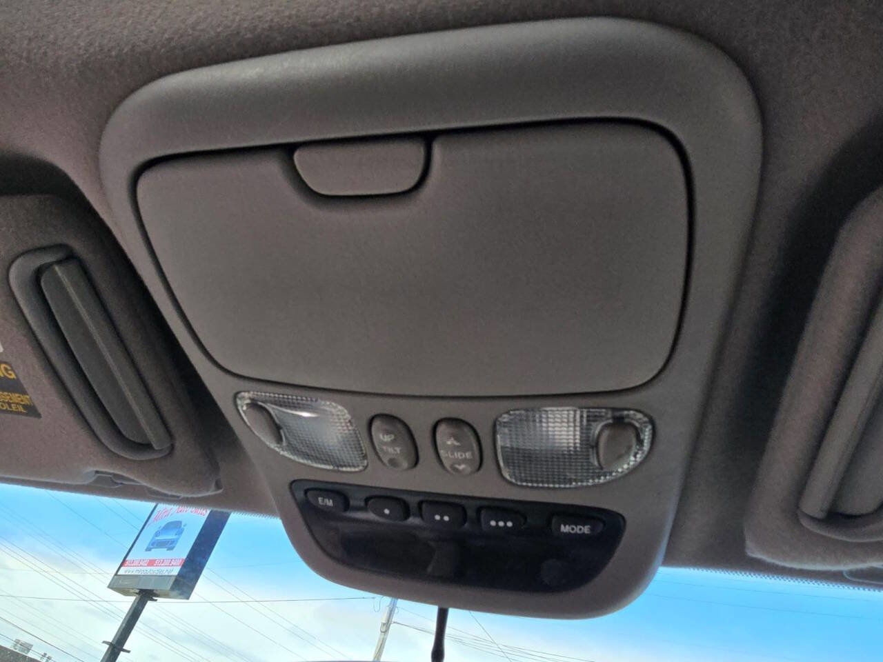 Used 2004 Toyota Sequoia Limited image 34