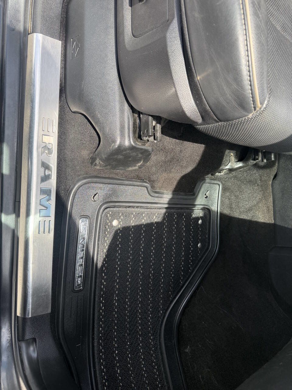 Used 2016 RAM 1500 Limited AWD/4WD image 22