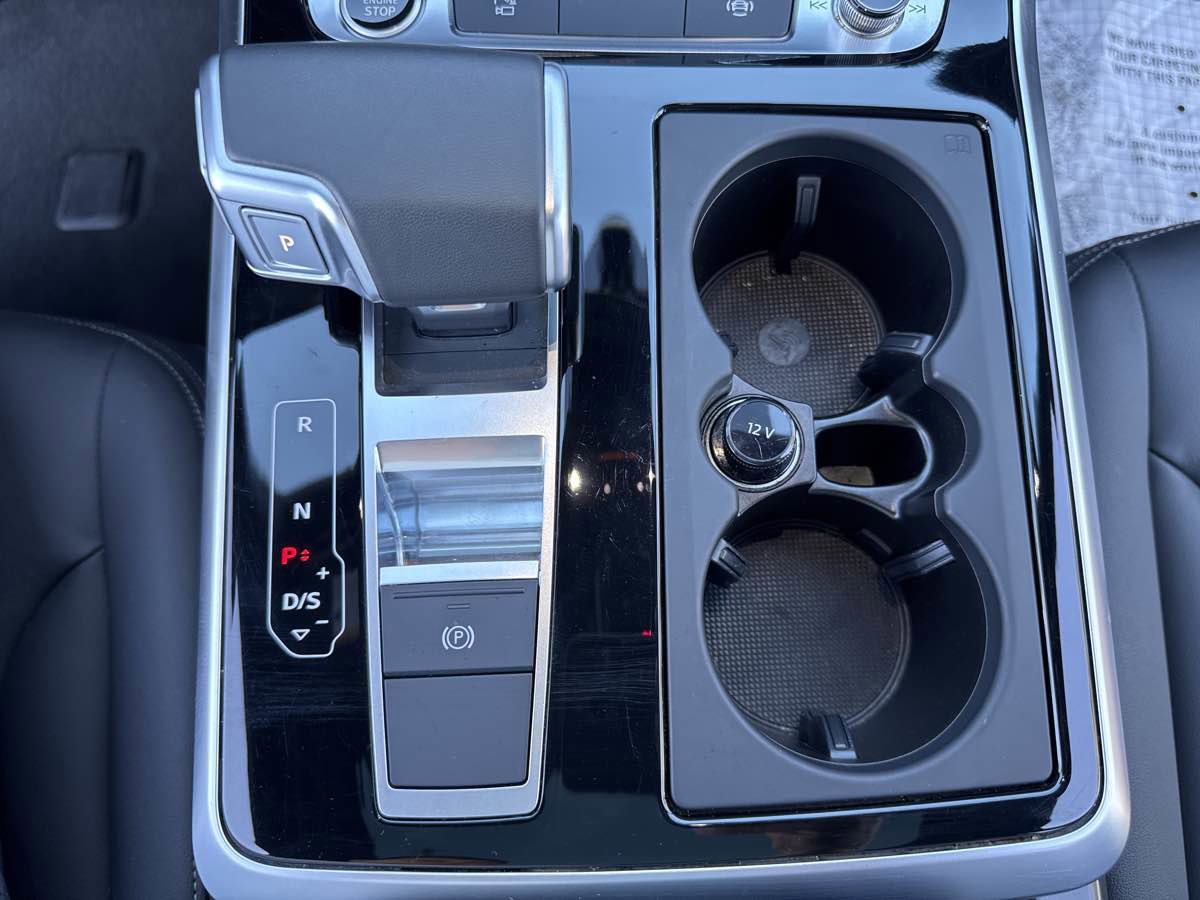 Used 2025 Audi Q7 Premium Plus image 39