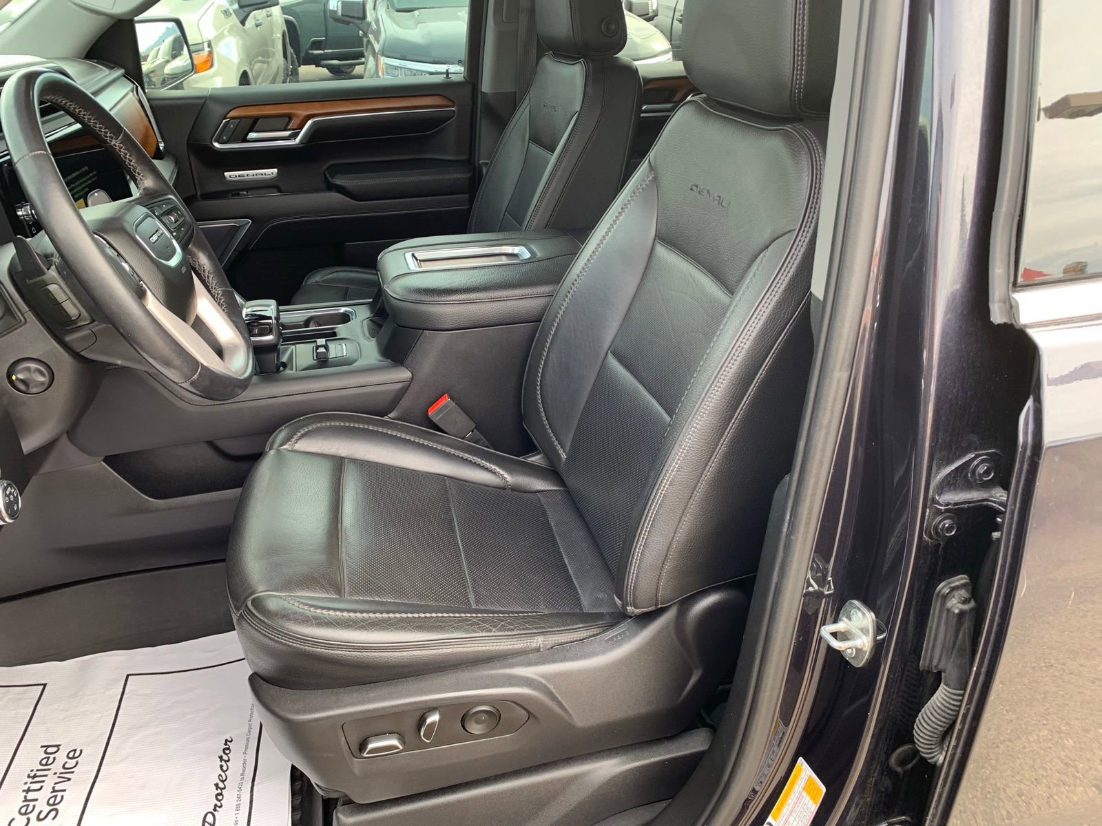 Used 2022 GMC Sierra 1500 Denali image 36