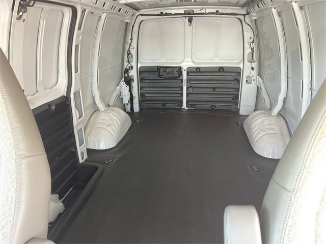 Used 2024 Chevrolet Express 2500 image 16