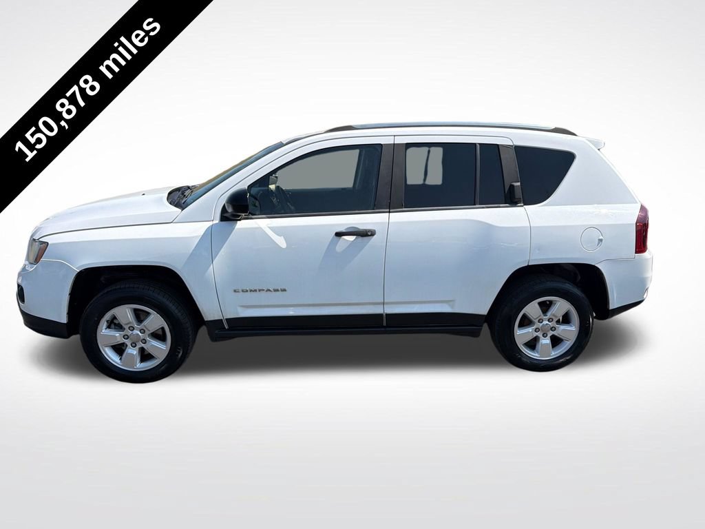 Used 2014 Jeep Compass Sport FWD image 2