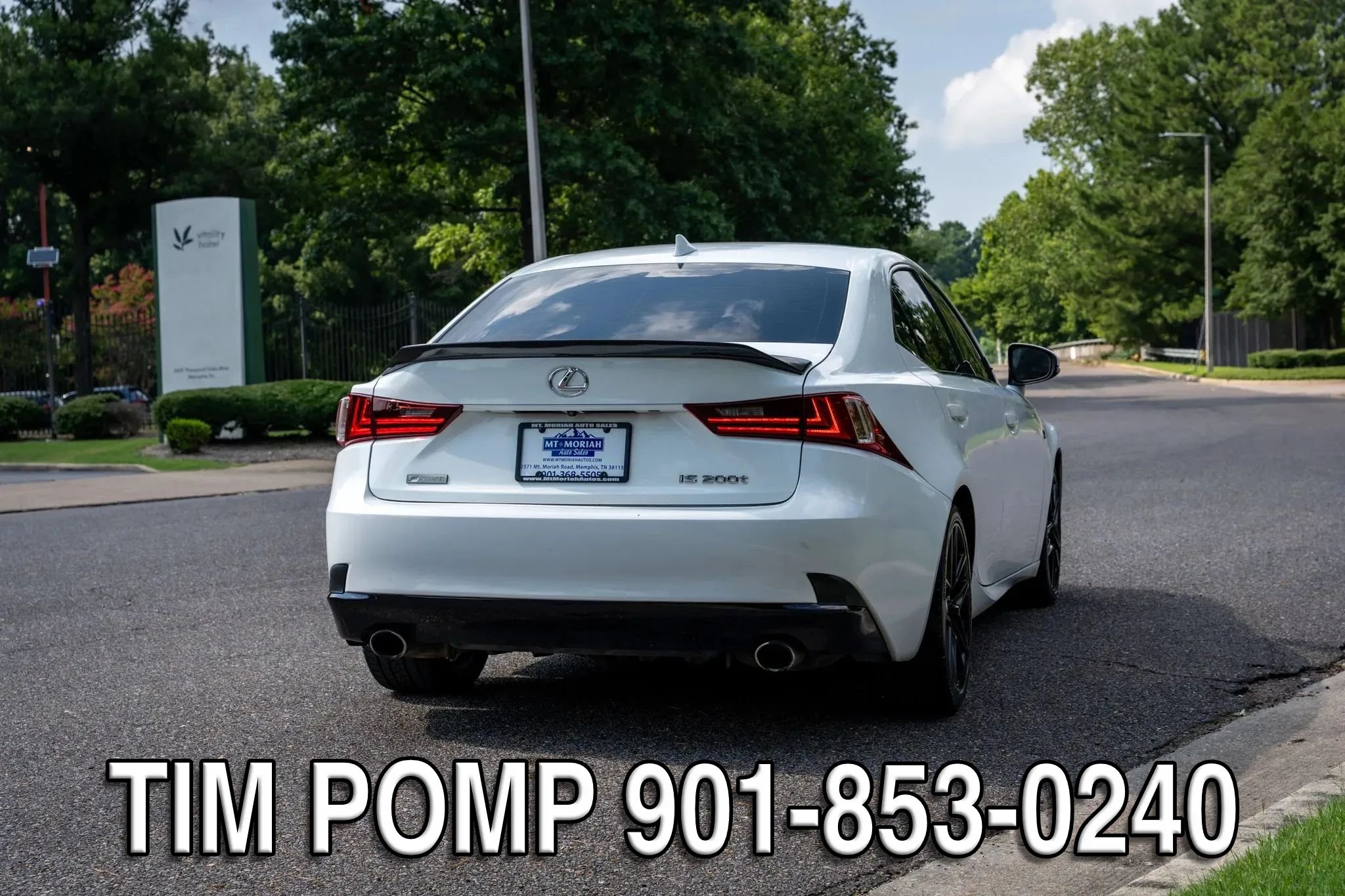 Used 2016 Lexus IS 200t w/ F Sport Package RWD image 6