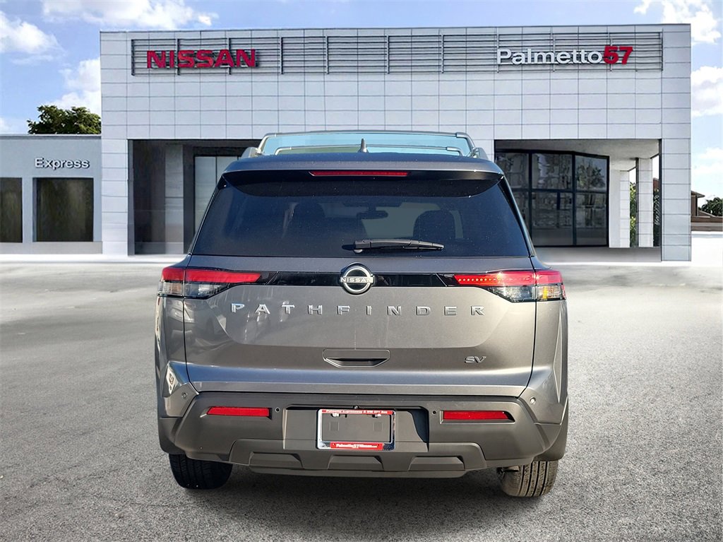 Certified 2024 Nissan Pathfinder SV image 5