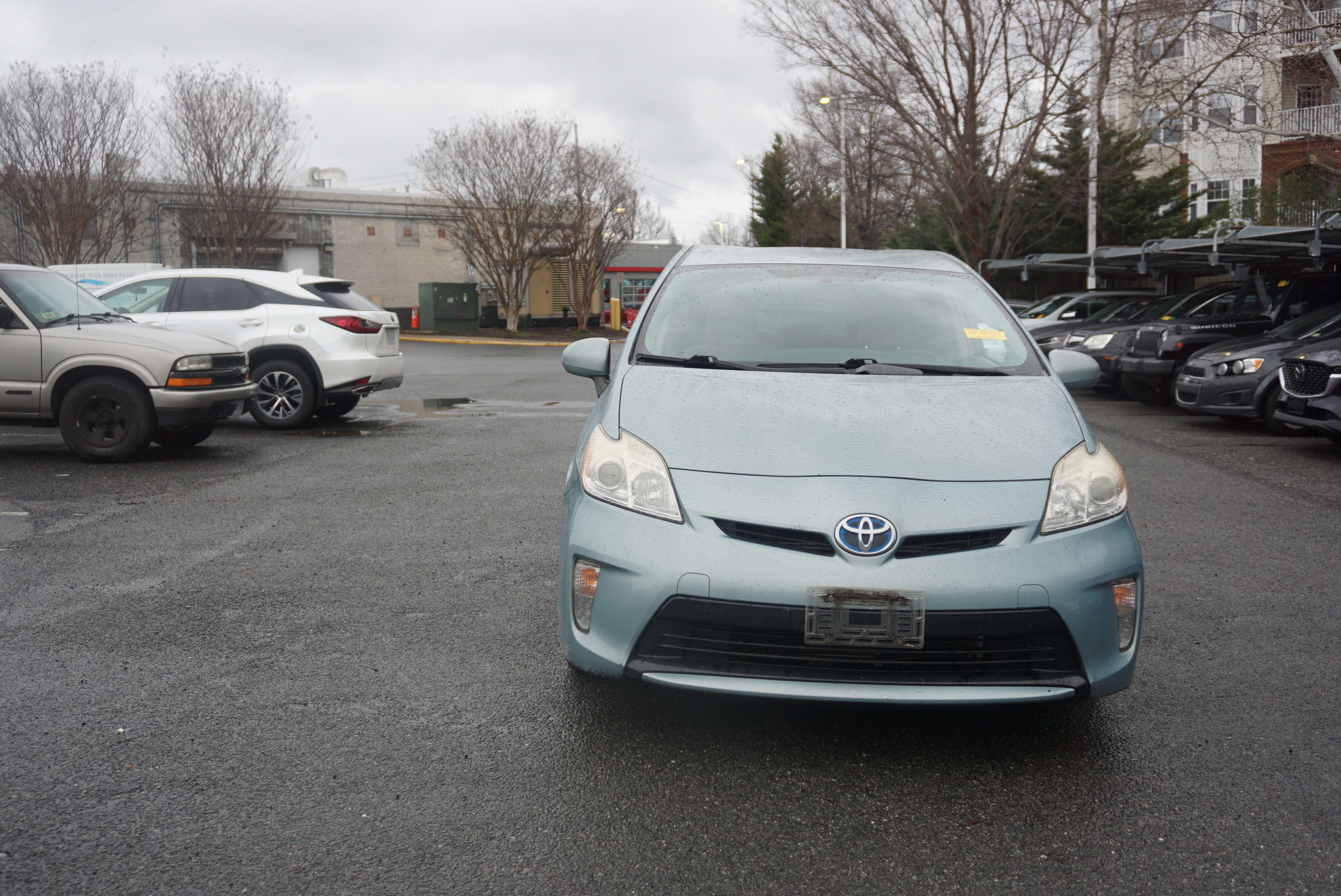 Used 2014 Toyota Prius Two image 2