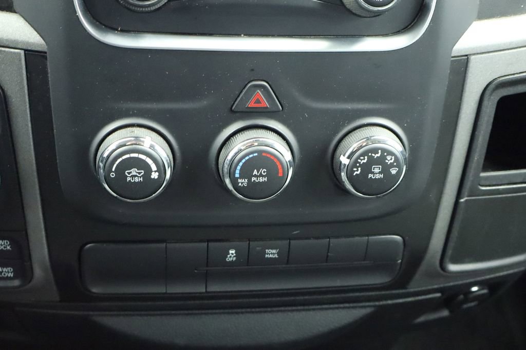 Certified 2018 RAM 1500 Express w/ Express Value Package AWD/4WD image 42