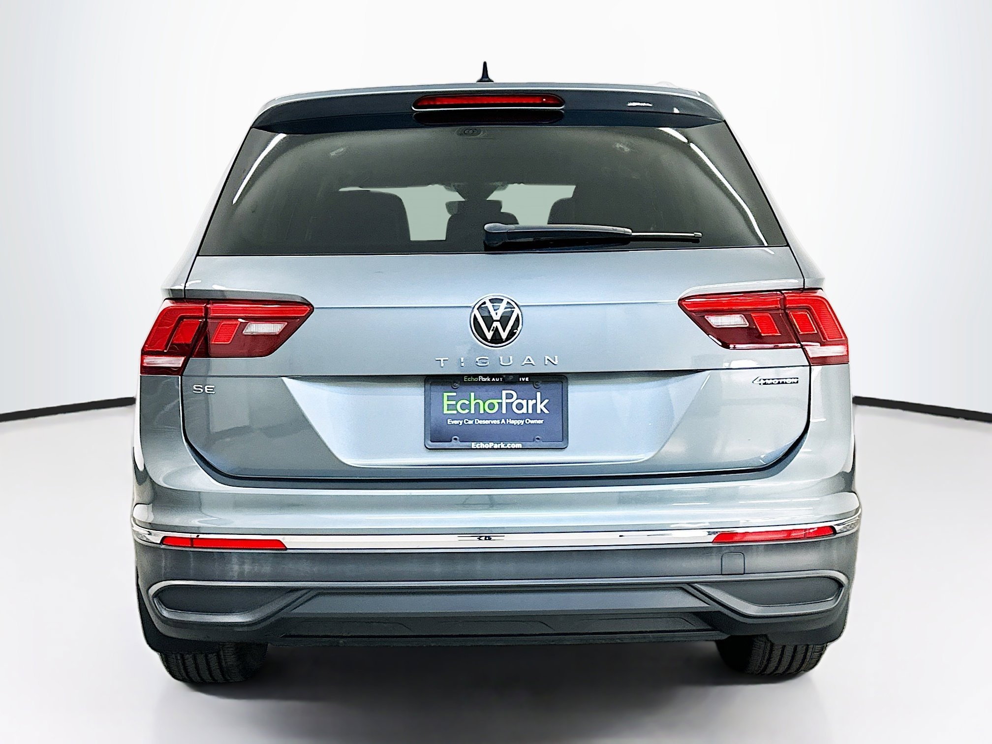Used 2022 Volkswagen Tiguan SE image 7