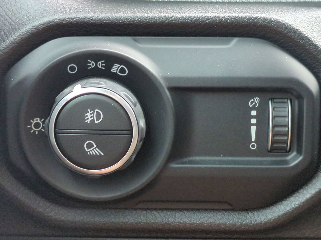 Used 2024 Jeep Gladiator Sport AWD/4WD image 26