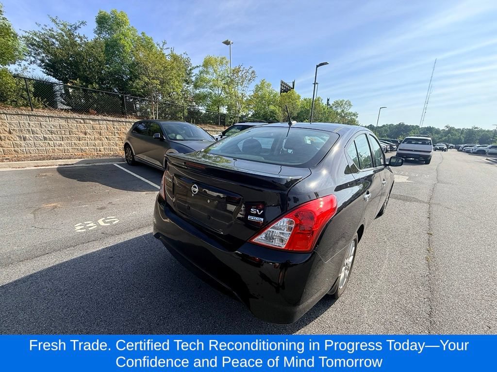 Used 2018 Nissan Versa SV w/ SV Special Edition Package FWD image 4