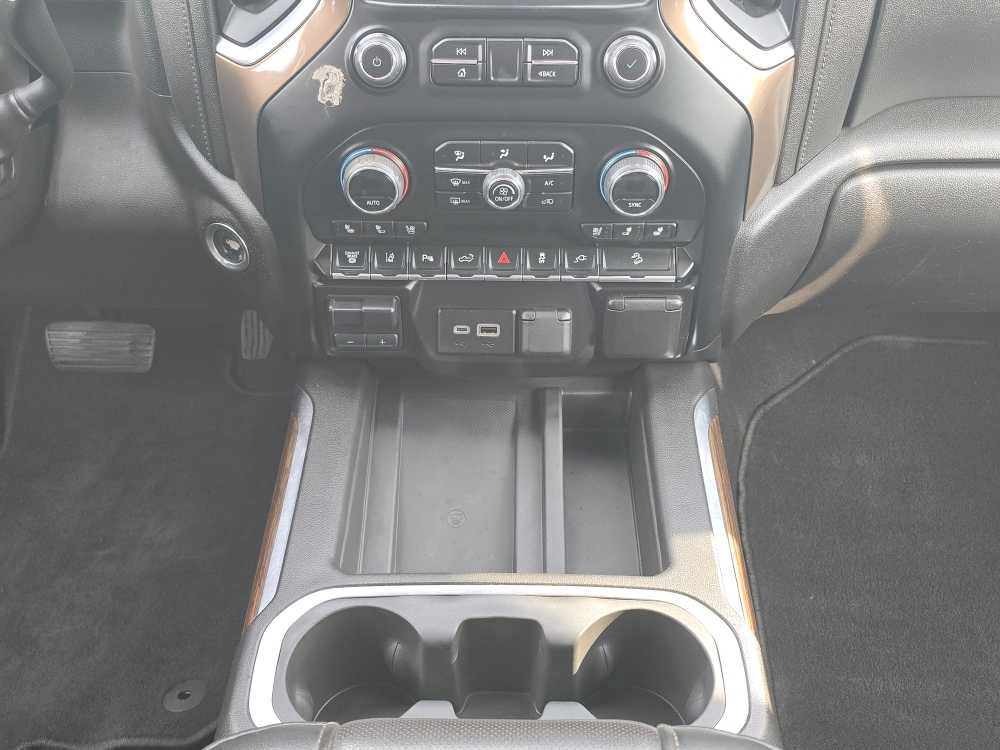 Used 2023 Chevrolet Silverado 3500 High Country w/ Safety Package II AWD/4WD image 13