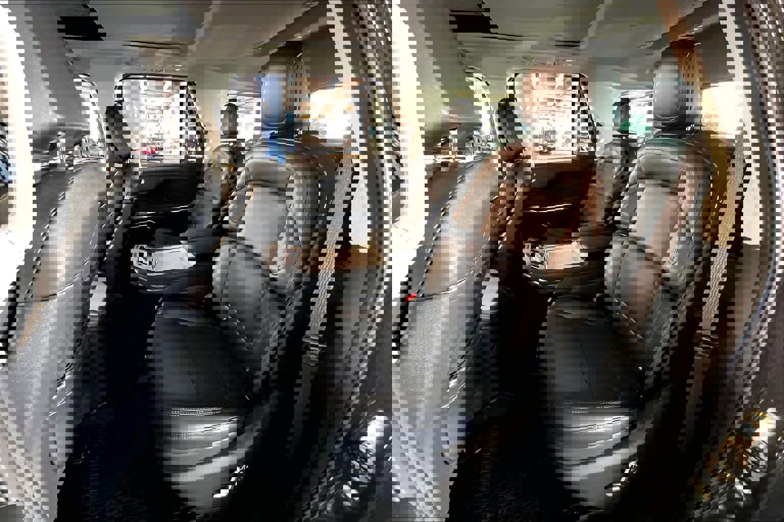 Used 2025 Lincoln Navigator Reserve image 19