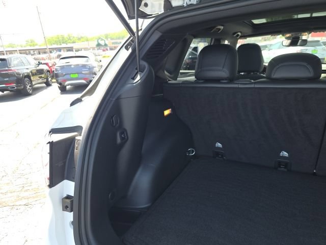 Used 2025 Jeep Compass Limited w/ Driver Assist Group I AWD/4WD image 40