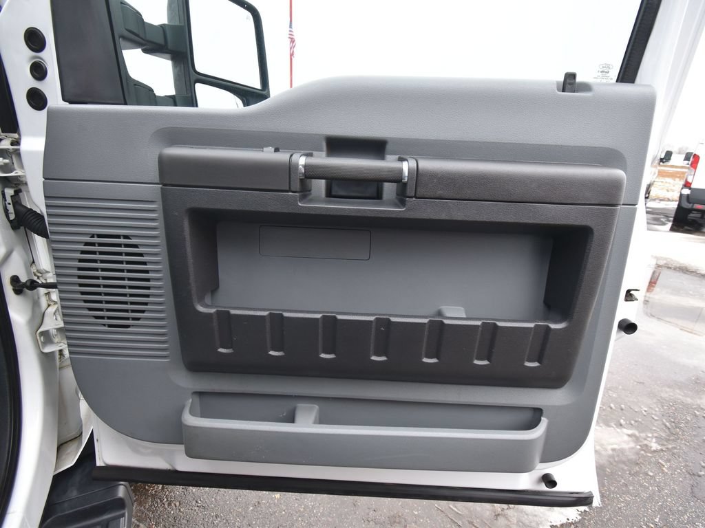 Used 2016 Ford F550 4x4 Regular Cab Super Duty image 48