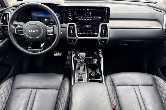 Certified 2022 Kia Sorento SX Prestige AWD/4WD image 18
